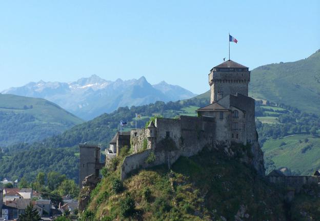 Château fort de Lourdes